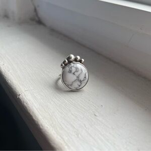 Handmade .925 Sterling Silver Ring Howlite Cabochon Size 6